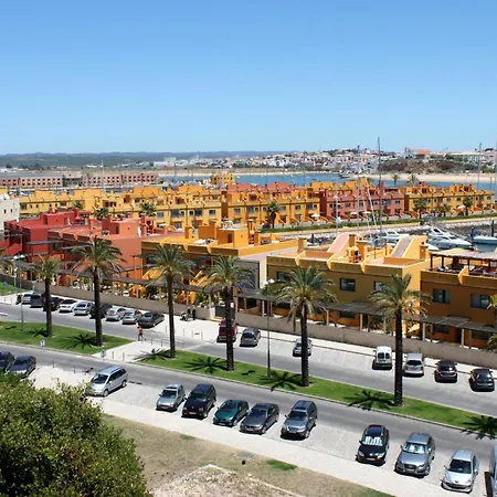 D10 - Townhouse * Ferragudo (Faro)